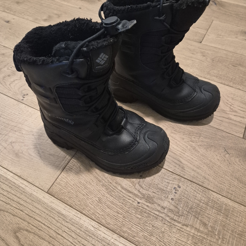 Columbia Black Winter Boots